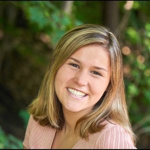 Meet your Posher, Mikayla